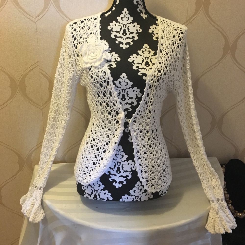 Oscar de la Renta crotchet